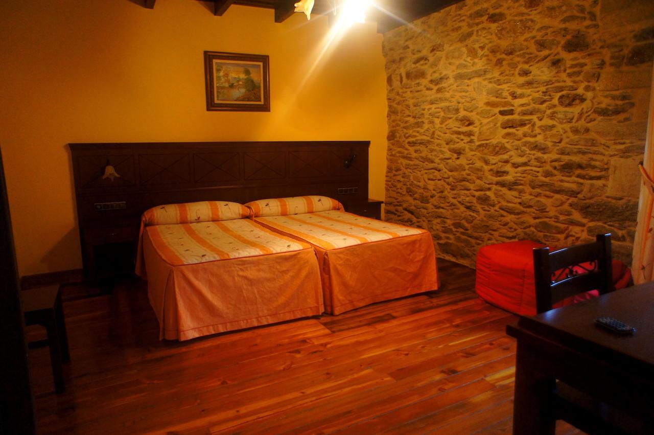 Mirador Da Ribeira Hotell Viana do Bolo Exteriör bild