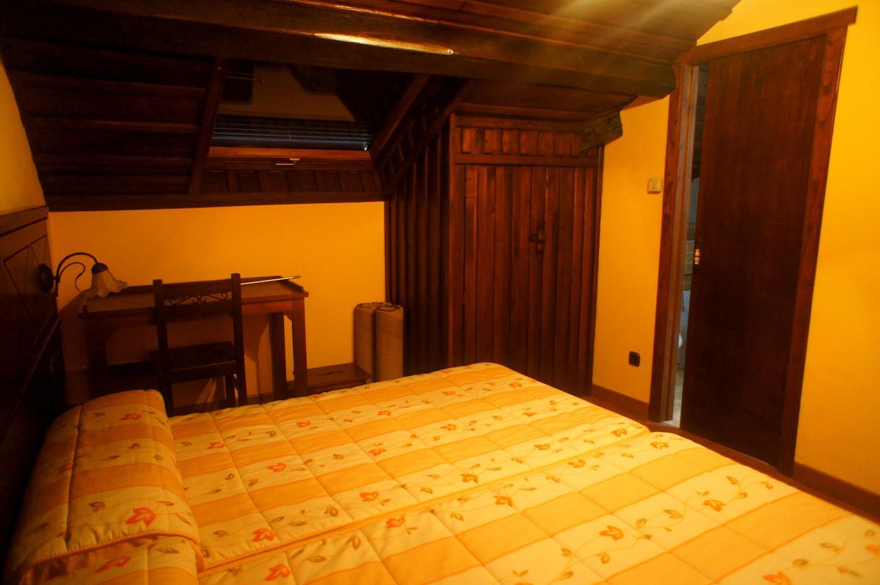 Mirador Da Ribeira Hotell Viana do Bolo Rum bild